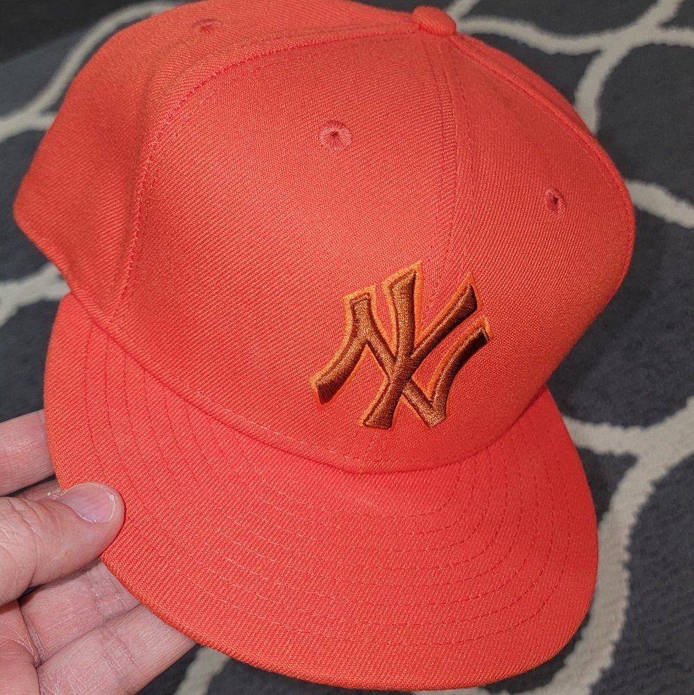 New Yankees hat
